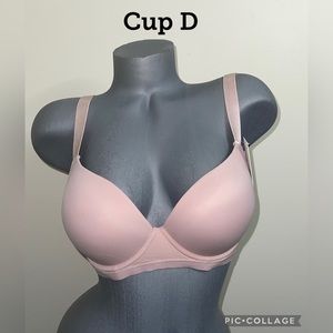 Push Up Slight Padded T-Shirt Lightly Line Plus Size Underwire / 3 Hooks. Cup D.